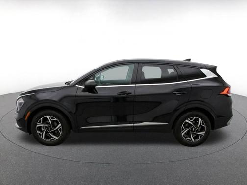 Ebony Black 2025 Kia Sportage LX