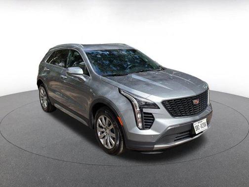 Argent Silver Metallic 2023 Cadillac XT4 Premium Luxury