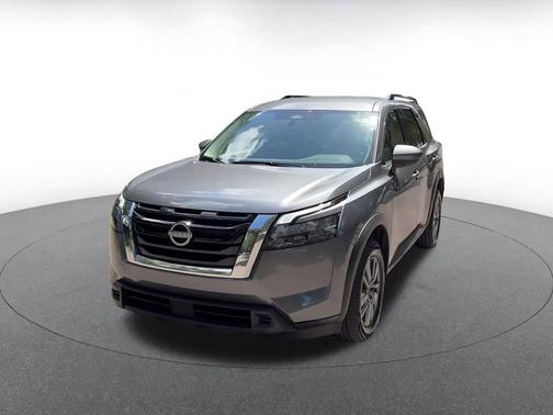 Gun Metallic 2025 Nissan Pathfinder SV FWD