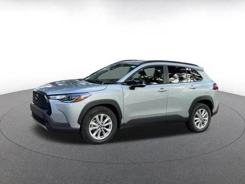 2025 Toyota Corolla Cross LE