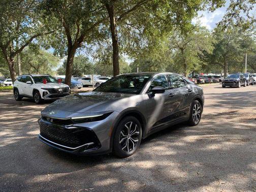 2025 Toyota Crown XLE