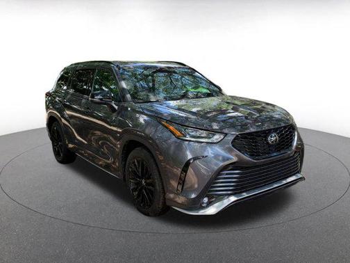 2024 Toyota Highlander XSE