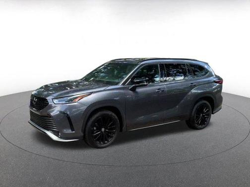 2024 Toyota Highlander XSE