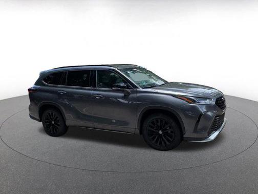 2024 Toyota Highlander XSE
