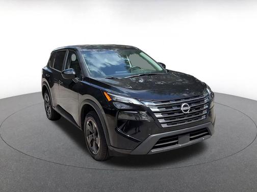 Super Black 2025 Nissan Rogue SV
