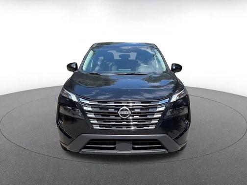 Super Black 2025 Nissan Rogue SV