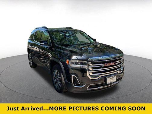 2023 GMC Acadia AWD SLT