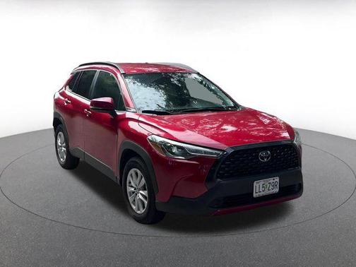 2024 Toyota Corolla Cross LE