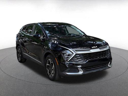 Ebony Black 2025 Kia Sportage LX