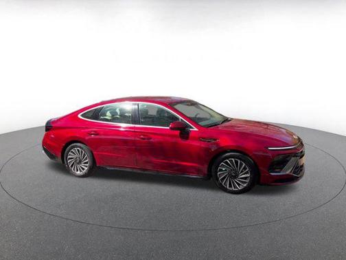 2025 Hyundai SONATA Hybrid SE