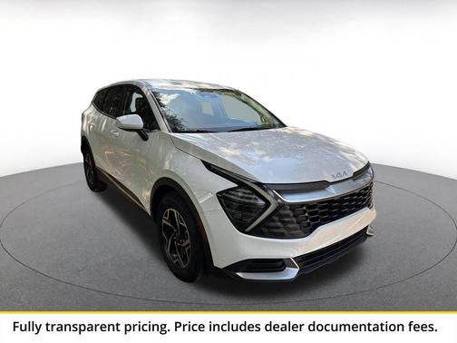 Glacial White Pearl 2025 Kia Sportage LX