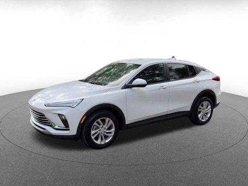 Summit White 2025 Buick Envista Preferred FWD