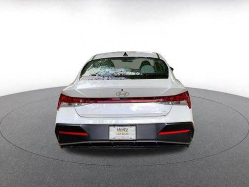 Serenity White 2025 Hyundai ELANTRA HEV Limited