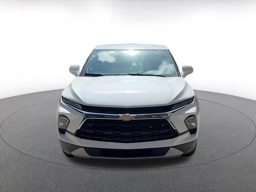 Summit White 2025 Chevrolet Blazer 2LT
