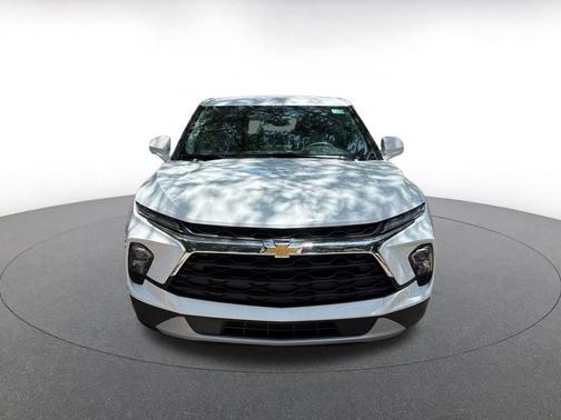 Summit White 2025 Chevrolet Blazer 2LT