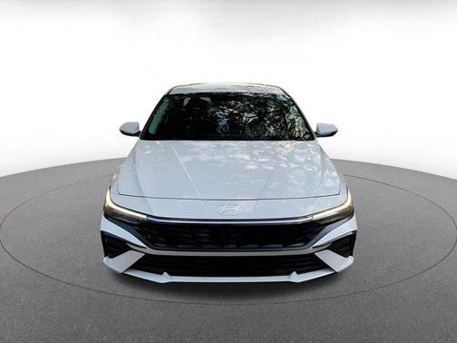 2025 Hyundai ELANTRA HEV Limited