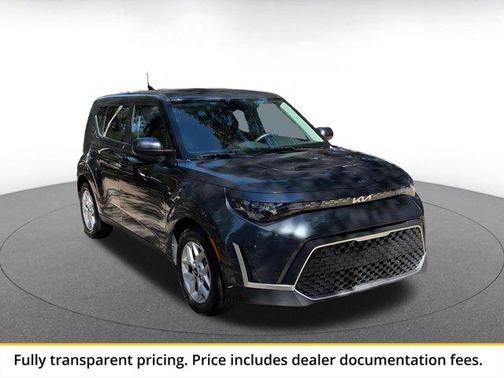 Gravity Gray 2025 Kia Soul LX