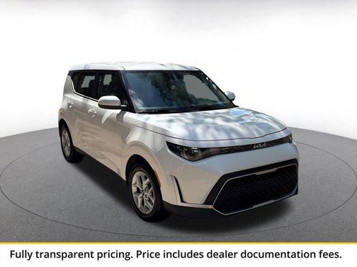 Snow White Pearl 2025 Kia Soul LX