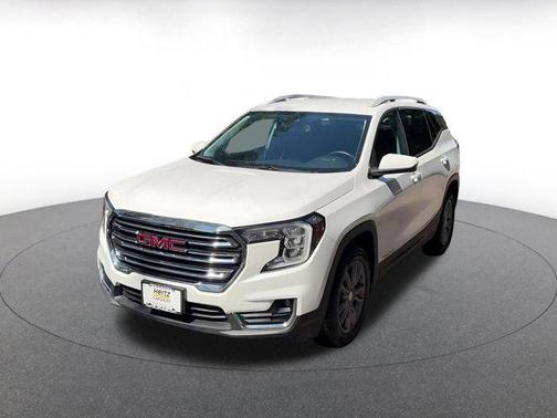 Summit White 2024 GMC Terrain SLT