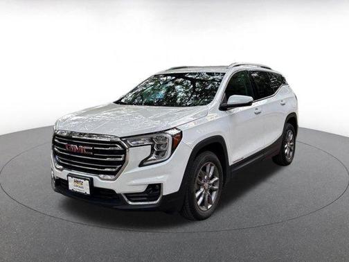 Summit White 2024 GMC Terrain SLT