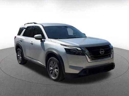 2025 Nissan Pathfinder SV FWD