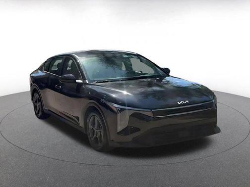 Aurora Black Pearl 2025 Kia K4 LXS