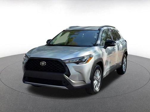 2025 Toyota Corolla Cross LE