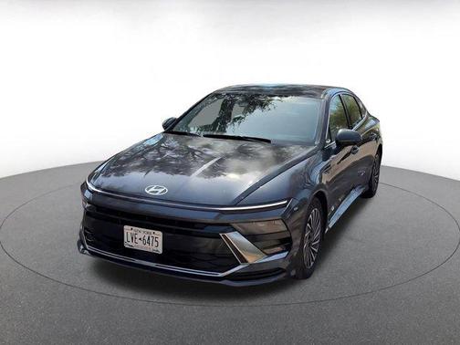 2025 Hyundai SONATA Hybrid SE