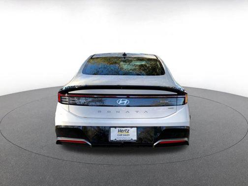 2025 Hyundai SONATA Hybrid SE