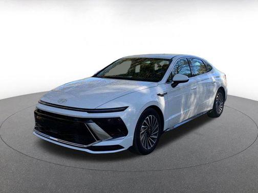 2025 Hyundai SONATA Hybrid SE