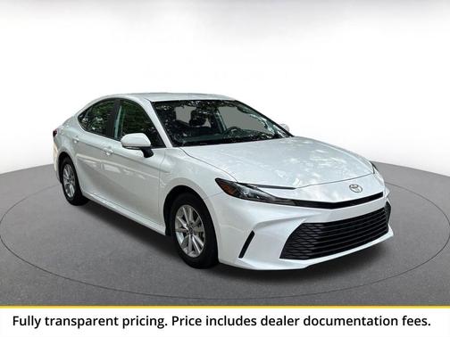 Ice Cap 2025 Toyota Camry LE