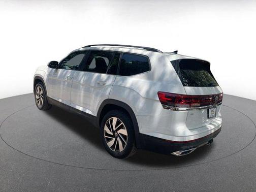 2024 Volkswagen Atlas 2.0T SE w/Technology 4MOTION