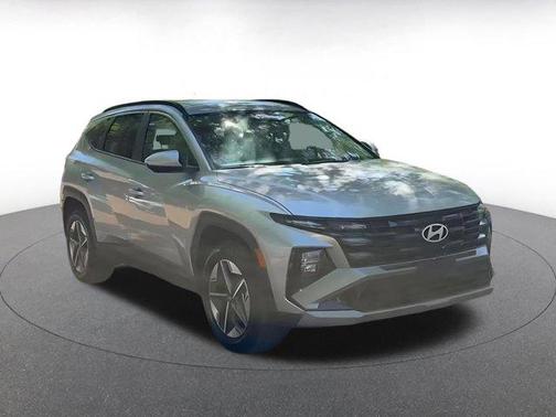 Shimmering Silver 2025 Hyundai TUCSON SEL
