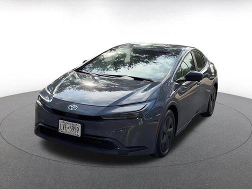 2025 Toyota Prius LE