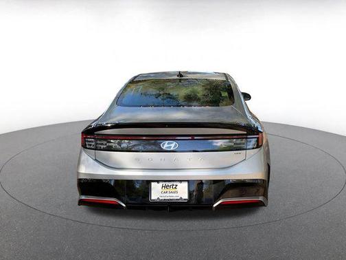 2025 Hyundai SONATA Hybrid SE