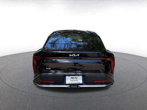 Aurora Black Pearl 2025 Kia K4 LXS