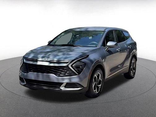 Everlasting Silver 2025 Kia Sportage LX