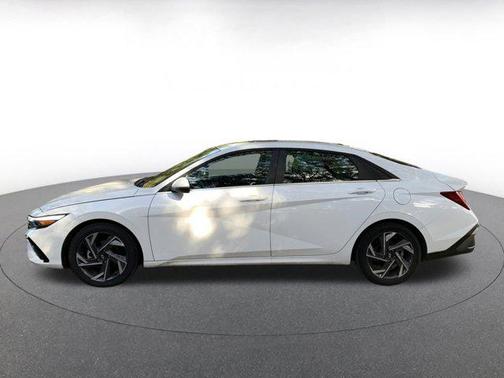 2025 Hyundai ELANTRA HEV Limited