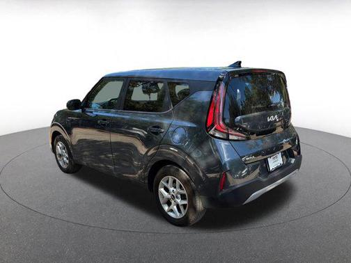 Gravity Gray 2025 Kia Soul LX