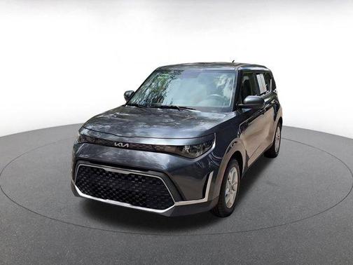 Gravity Gray 2025 Kia Soul LX