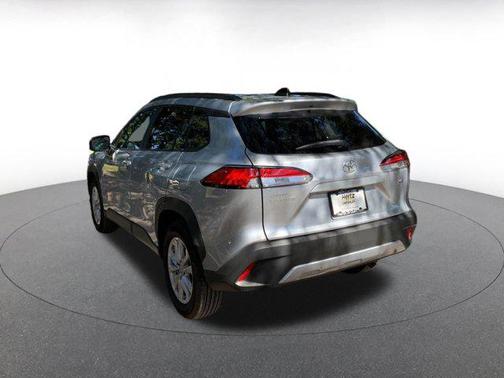 2025 Toyota Corolla Cross LE