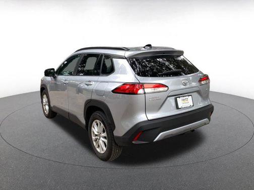 2025 Toyota Corolla Cross LE