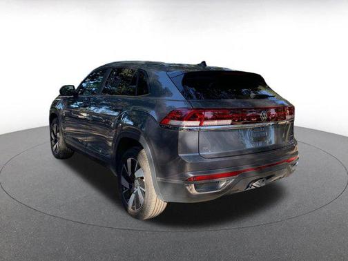 2024 Volkswagen Atlas Cross Sport 2.0T SE w/Technology 4MOTION