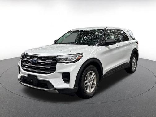 Oxford White 2026 Ford Explorer Active