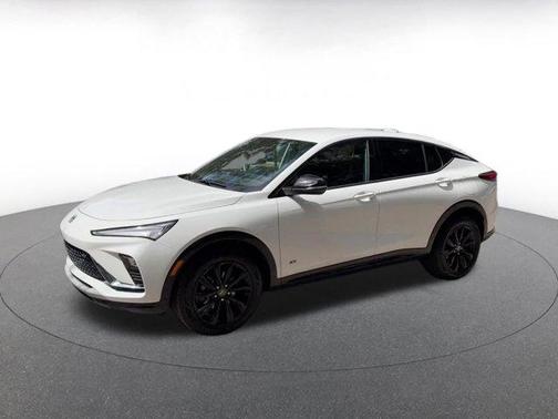 Summit White 2025 Buick Envista Sport Touring FWD