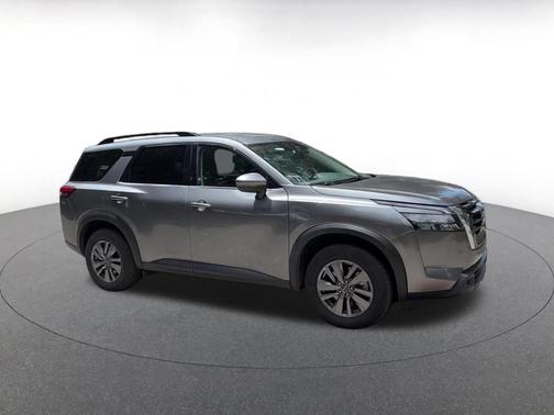 Gun Metallic 2025 Nissan Pathfinder SV FWD