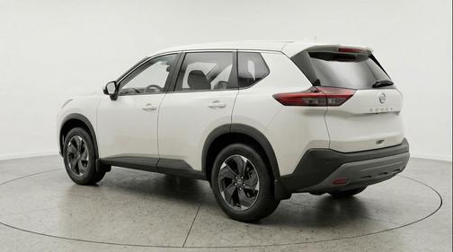 Everest White Pearl 2025 Nissan Rogue SV