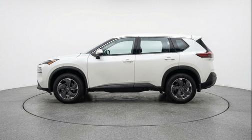 Everest White Pearl 2025 Nissan Rogue SV