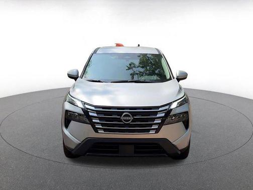 Brilliant Silver Metallic 2025 Nissan Rogue SV