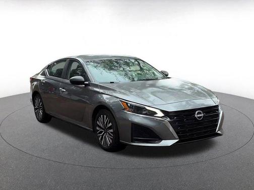 Gun Metallic 2025 Nissan Altima SV FWD